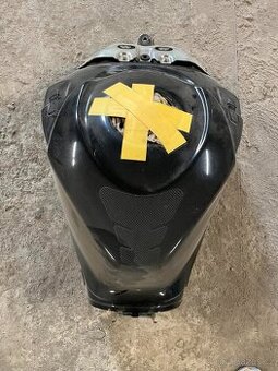 nádrž Honda CBR 1000 RR