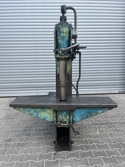 Hydraulický lis CDC 30 ------30t
