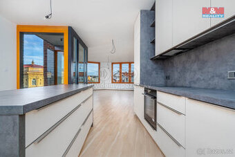 Pronájem bytu 3+kk, 101 m², Praha, ul. Nádražní