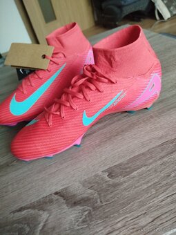 Nike Mercurial Superfly 10 pro velikost 42.5