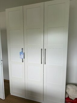 Skříň IKEA s výbavou