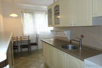 Pronájem útulného zařízeného bytu 2+1 s lodžií ve Stodě