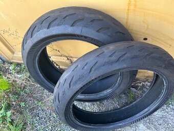 Pneu 180/55 a 120/70 ZR17 Michelin power 5