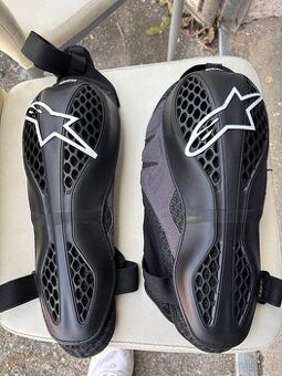Chrániče kolen Alpinestars