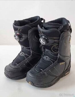 Bory na snowboard a BOA EU36, 23,5 cm,  Nidecker