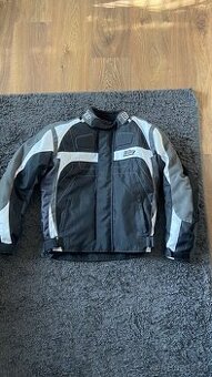 Motorkářská bunda