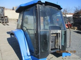 Kabina New holand Ford case