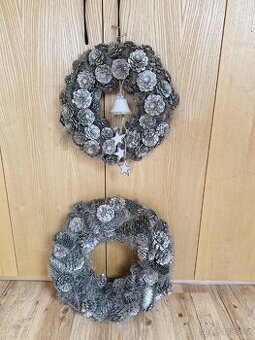 Sada Stříbrných šiškových věnců 36 cm, 46cm