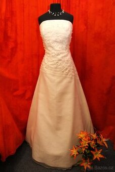 Levné svatební šaty vhodné i na věneček ve vel. 44