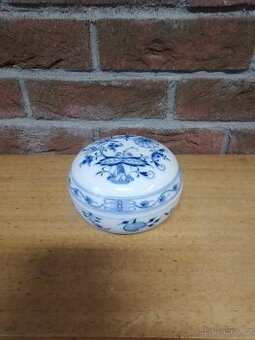 Porcelánová dózička