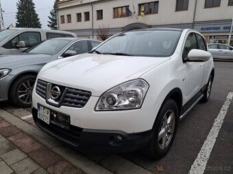 Qashqai 2.0i 4x4 jen 80.000km 1.majitel 1946 - 1