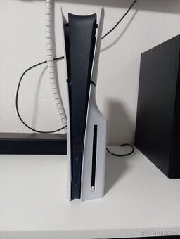 Sony PlayStation 5 (typ modelu - slim) - bílá