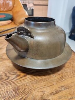 Japonská konvice, tsetsubin