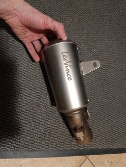 BMW S 1000 rr / r leovince