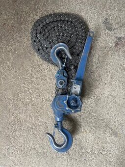 Řetězový zvedák 3,2t