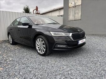 Nabízím Škoda Octavia 1,5 TSI Style MATRIX ČR DPH