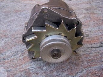 Alternátor Magneton 14V 55A Škoda 120,traktor.