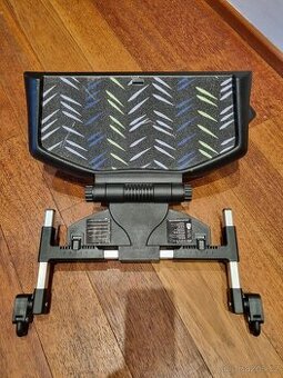 Stupátko ke kočárku