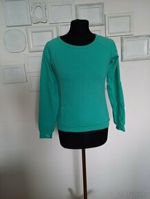 Mintově zelená mikina