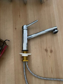 Zánovní Vodovodní baterie - kvalitní; Použitá jen 6 měsíců.