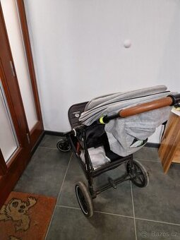 Kočárek Pettite&Mars Move