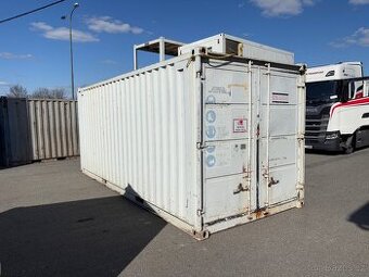 Skladový kontejner / plechový sklad / s elektroinstalací