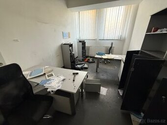 Vyklízení technologického areálu – kancelářské vybavení, IT