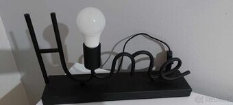 Moderní lampička ve stylu HOME na prodej