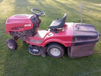 Zahradní traktor MTD SMART RE 125 M.