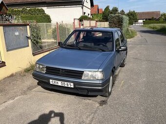 Peugeot 309