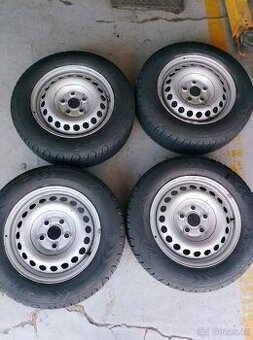 Prodám letní sadu pneu i z disky na VW T6 t 5 - 1