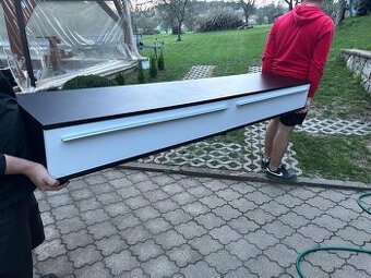 Skříň pod tv - 1
