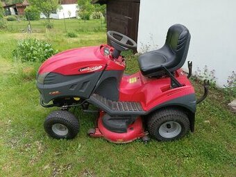 Zahradní traktor XT 190 hd