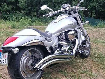 Intruder M 1800 R