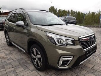 Subaru Forester 2,5 AWD, Max výbava, nový model, 30.000 km