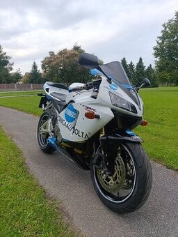 Honda CBR 600 RR rok 07/2005