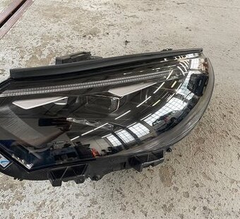 Světlo EQE SUV