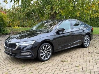 ŠKODA OCTAVIA 2.0TDI 110kW DSG • VIRTUAL • FULL • TAŽNÉ •DPH