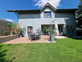 Prodej rodinného domu s prosperujícím ubytováním Airbnb – Ka