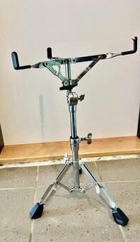 Pearl stojan na snare