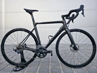 Silniční kolo Basso Venta disc Ultegra – velikost 53cm (M)