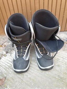 Prodám nové, nepoužité snowboardingové boty