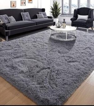 Krásný luxusní nadýchaný koberec 120/160 cm