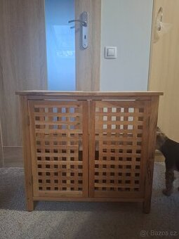 Koupelnová skříňka