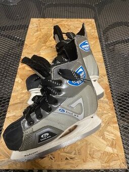 Dětské brusle, vel. 31