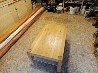 Konferenční stolek