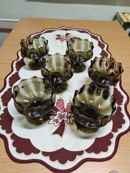 Retro pohárky na zmrzlinu