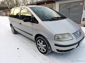 VW Sharan 1.9 TDI, 85 kW ,  7 místné