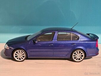 ŠKODA OCTAVIA 2 RS/OTTO MOBILE 1:18