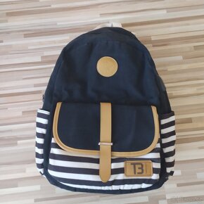 TRENDY ŠKOLNÍ BATOH | ČERNO-BÍLÝ | PRUHOVANÝ VZOR